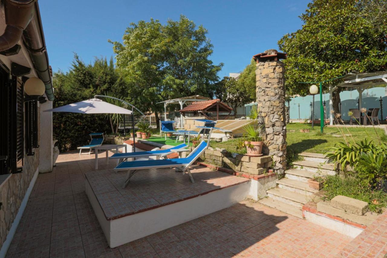 Апарт готель Relais Il Frantoio Масса-Лубренсе Екстер'єр фото